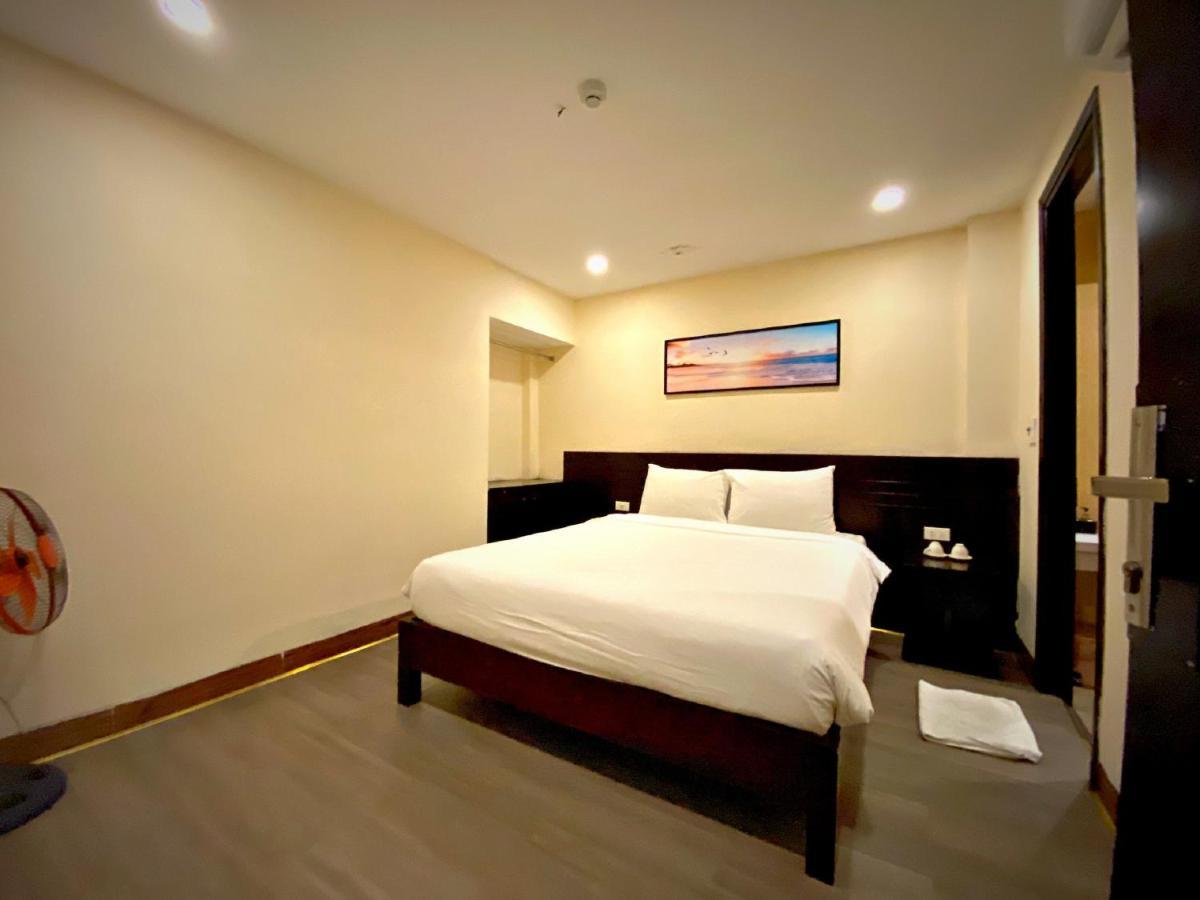 Nalini Hotel & Apartment Da Nang Buitenkant foto